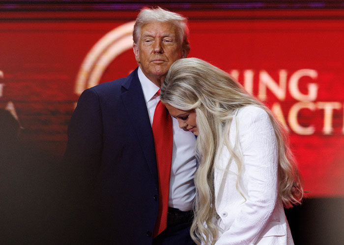 “Vestida como Sarah Connor em Terminator 2”: Erika Kirk quebra o silêncio após ataque WHCD