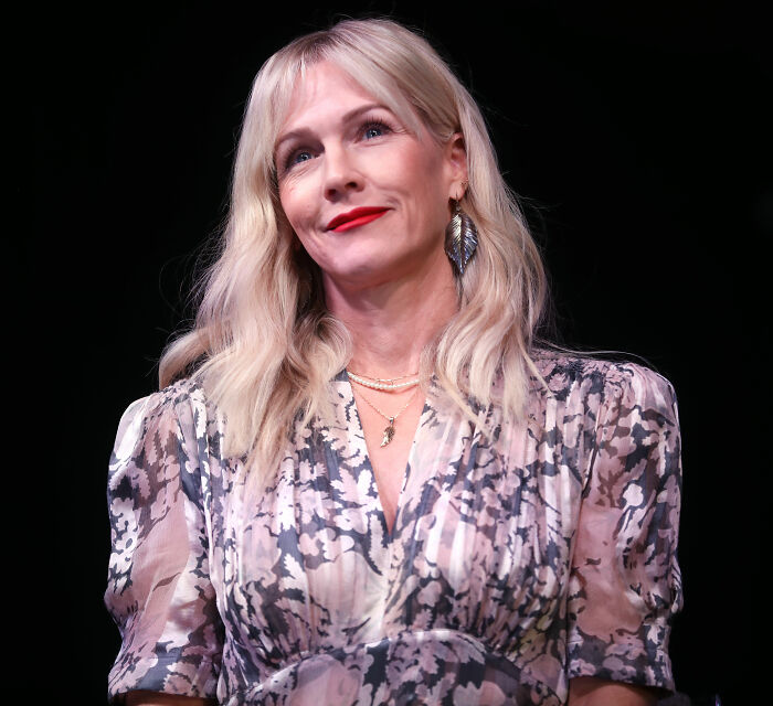 '90210' Star Jennie Garth Makes Bombshell Confession About Her Intimate Relationship With Co-Star Luke Perry '90210' Star Jennie Garth Makes Bombshell Confession About Her Intimate Relationship With Co-Star Luke Perry