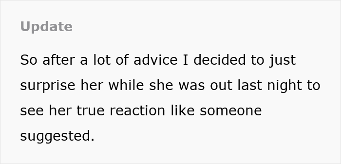 Guy’s Imagination Drives Him Mad As He Spots Fiancée Not Putting On Her Engagement Ring At Clubs Guy’s Imagination Drives Him Mad As He Spots Fiancée Not Putting On Her Engagement Ring At Clubs