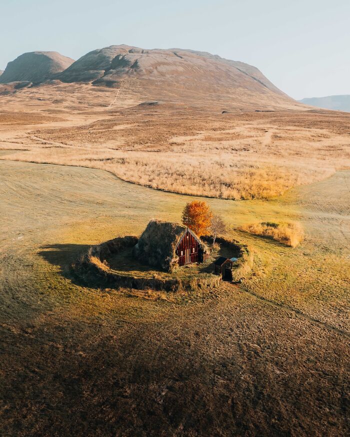This Icelandic Photographer Shows The Country’s Most Otherworldly Sights In 89 Photos
