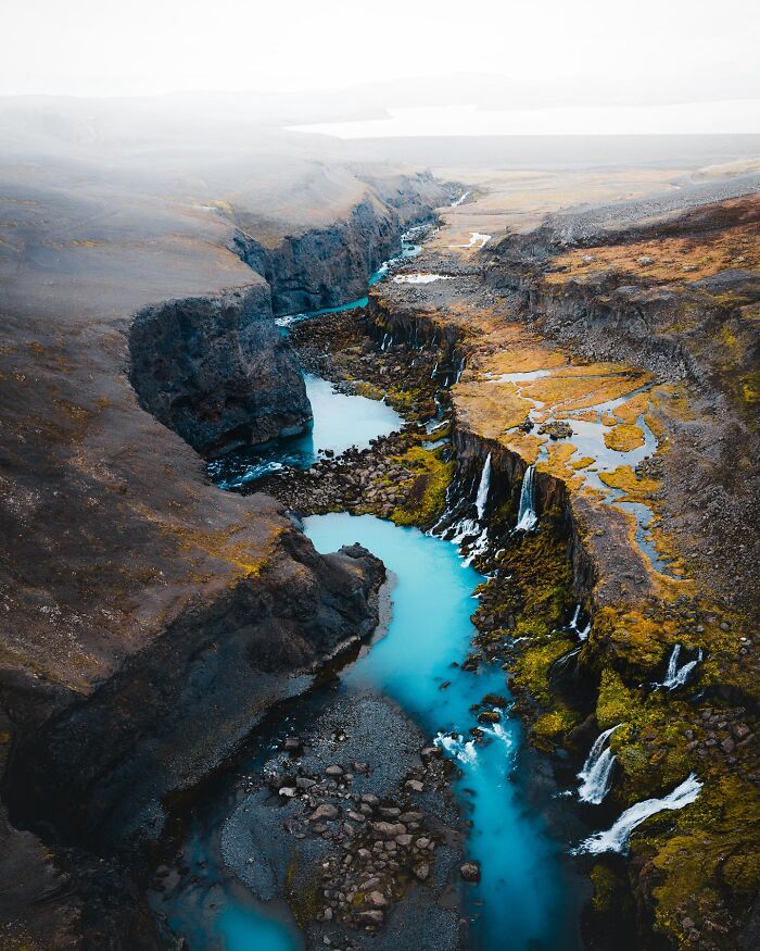 This Icelandic Photographer Shows The Country’s Most Otherworldly Sights In 89 Photos
