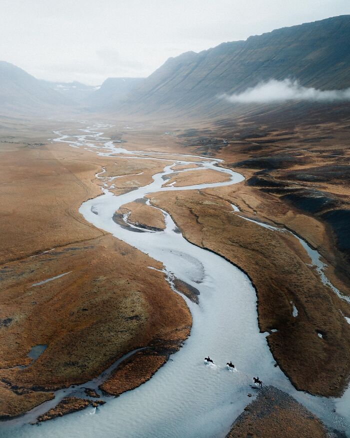 This Icelandic Photographer Shows The Country’s Most Otherworldly Sights In 89 Photos