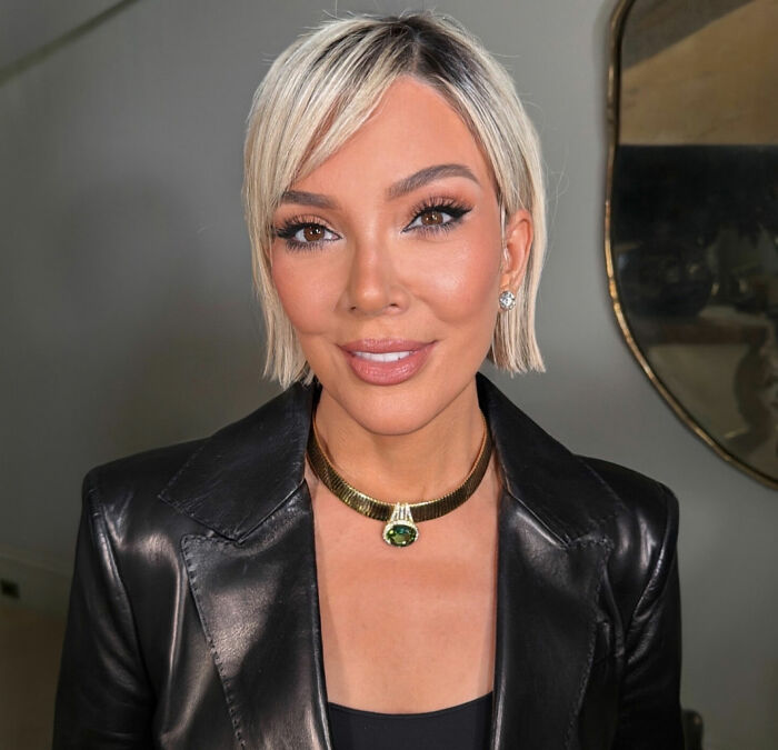 A comediante Katherine Ryan revela citação insana que recebeu do cirurgião plástico de Kris Jenner para uma plástica facial