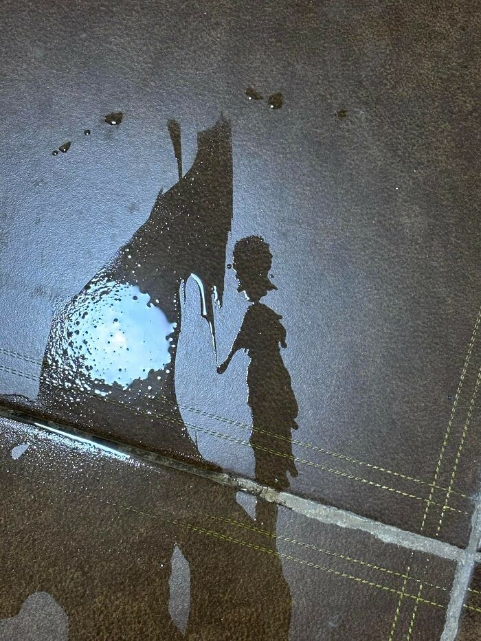 33 Times People Spotted Hidden Faces In Everyday Objects And Had To Share Them (New Pics)