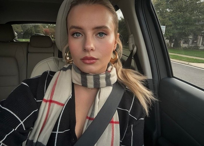 Mulher mostra sua transformação maluca, as pessoas não conseguem acreditar: "Preenchimento labial, botox, perda de peso"