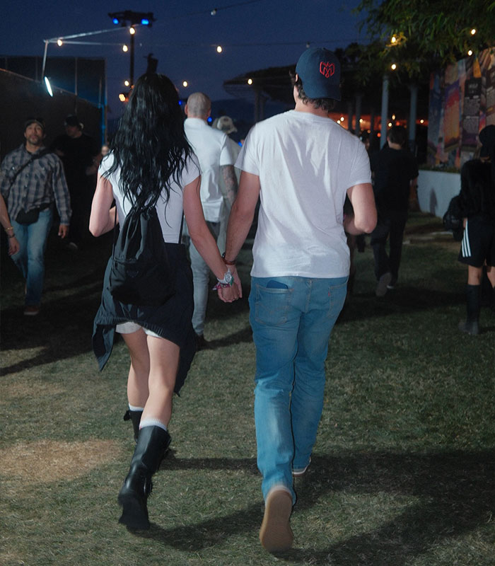 Russell Brand avalia a ex-esposa Katy Perry após a alegação bombástica de Ruby Rose