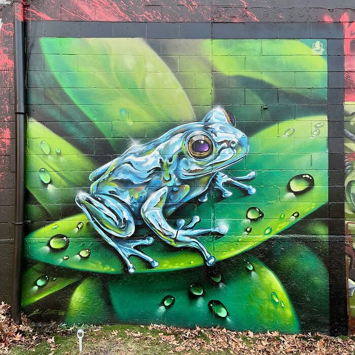 50 Vibrant Murals By ‘The Color Wizard’ That Brighten Walls Across New England