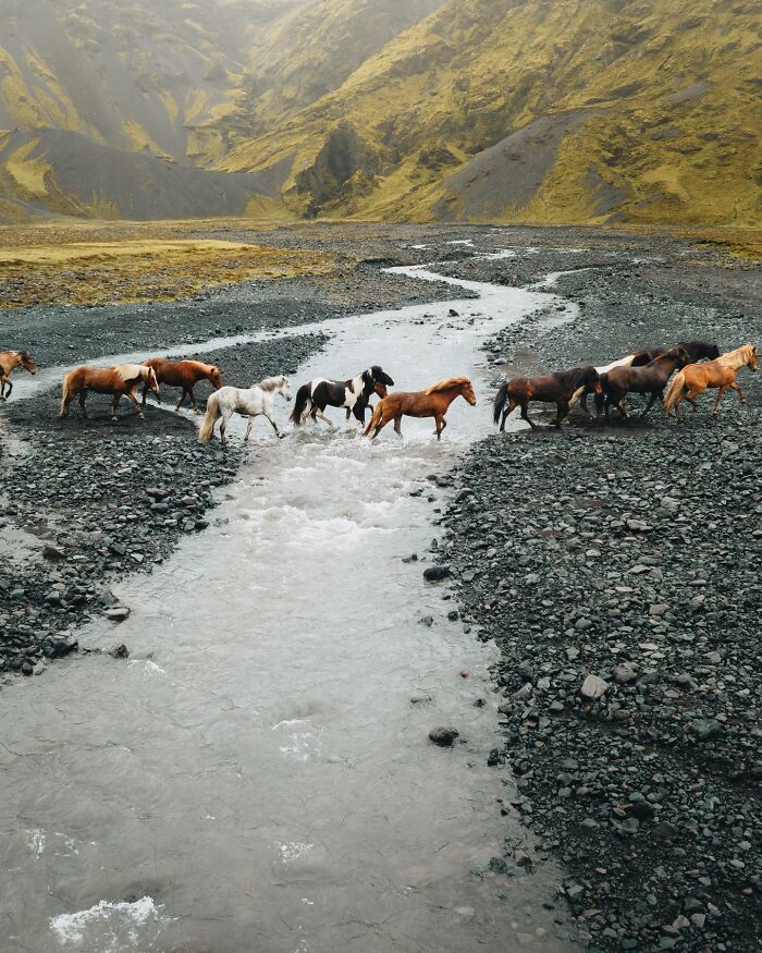 This Icelandic Photographer Shows The Country’s Most Otherworldly Sights In 89 Photos
