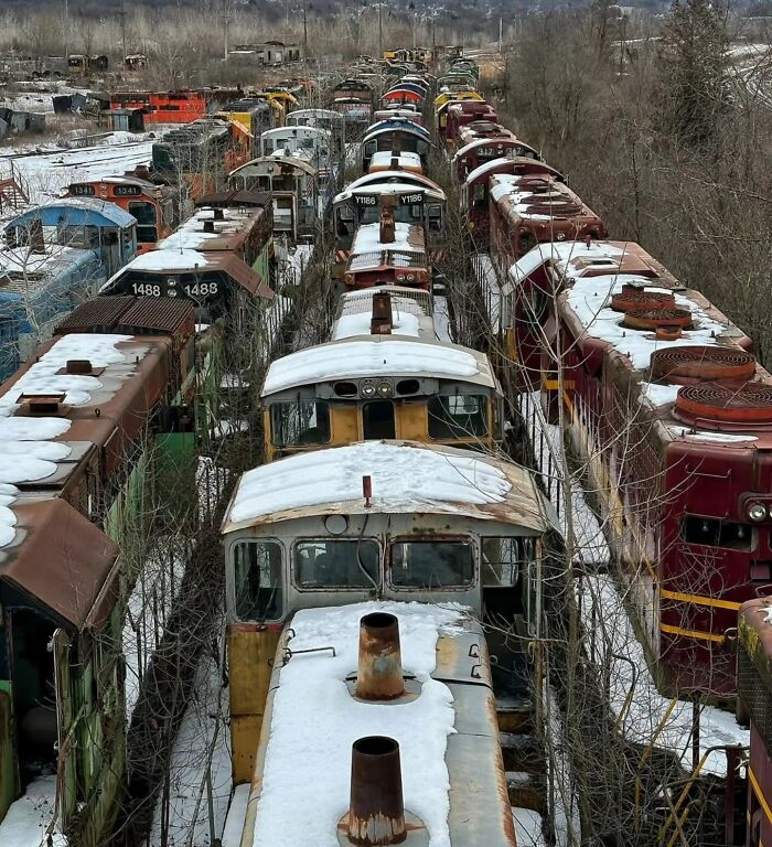 This Page Shared 55 Photos Of Creepy Places Lost To Time