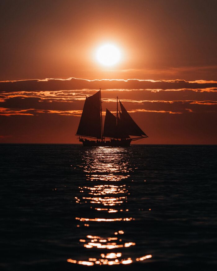 This Icelandic Photographer Shows The Country’s Most Otherworldly Sights In 89 Photos