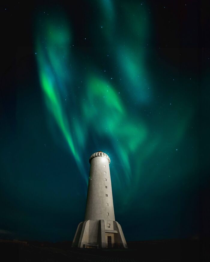 This Icelandic Photographer Shows The Country’s Most Otherworldly Sights In 89 Photos