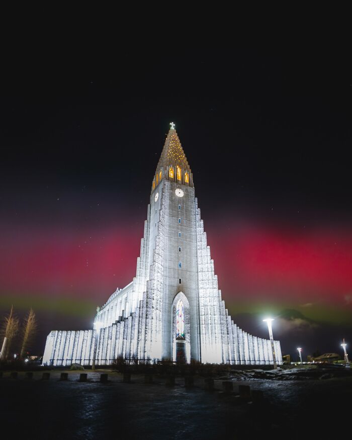 This Icelandic Photographer Shows The Country’s Most Otherworldly Sights In 89 Photos