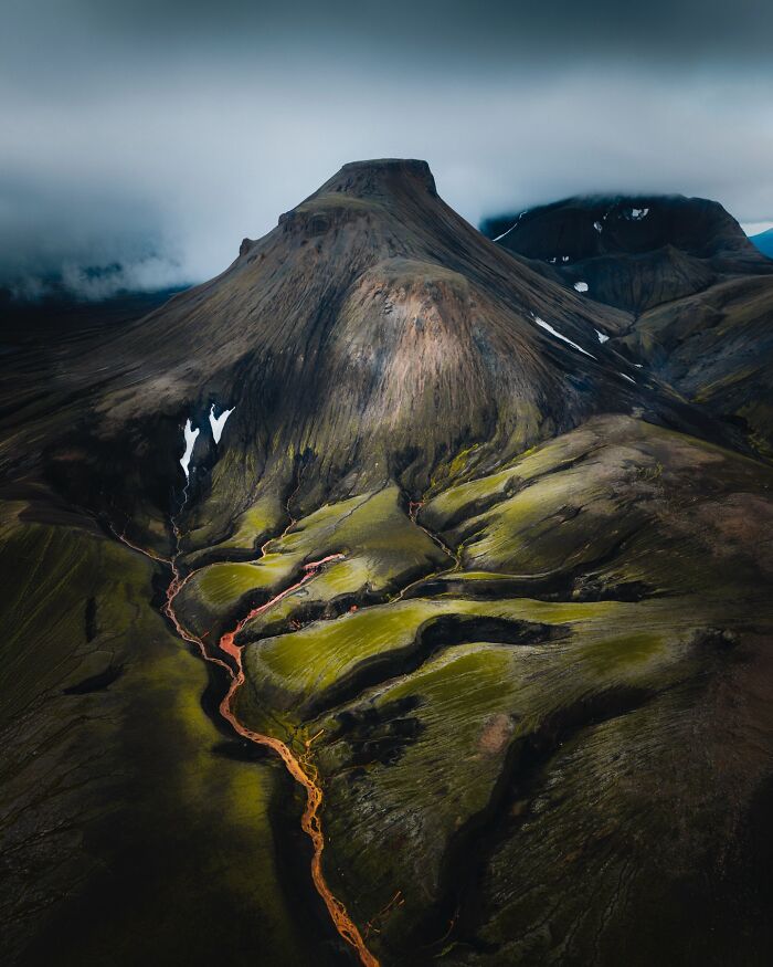 This Icelandic Photographer Shows The Country’s Most Otherworldly Sights In 89 Photos