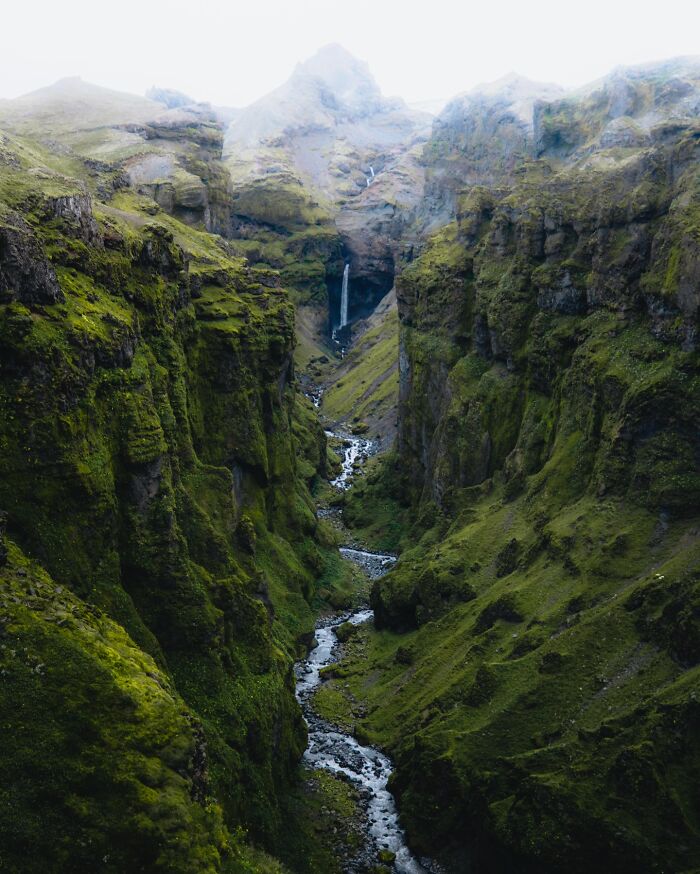 This Icelandic Photographer Shows The Country’s Most Otherworldly Sights In 89 Photos