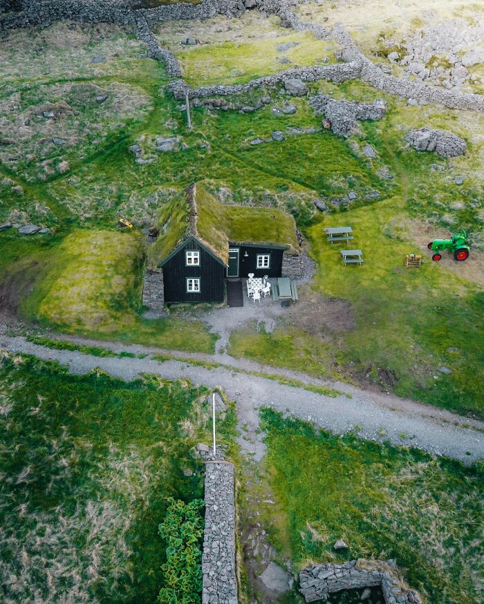 This Icelandic Photographer Shows The Country’s Most Otherworldly Sights In 89 Photos