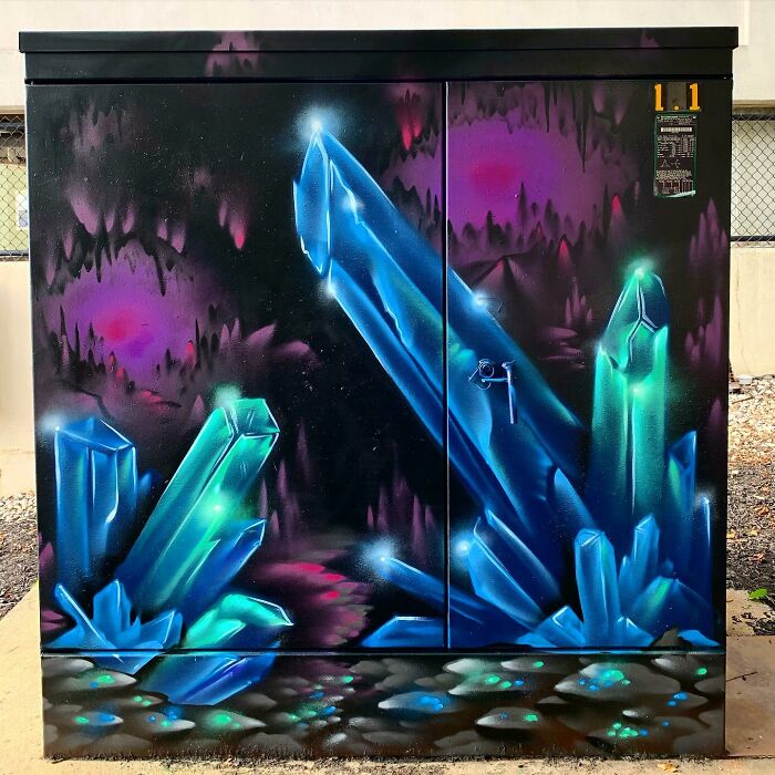 50 Vibrant Murals By ‘The Color Wizard’ That Brighten Walls Across New England