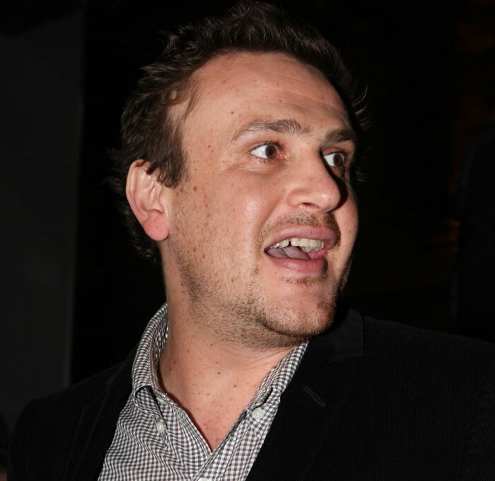Jason Segel recebe uma chamada de segurança na Finlândia por causa de um simples hábito cultural americano Jason Segel recebe uma chamada de segurança na Finlândia por causa de um simples hábito cultural americano