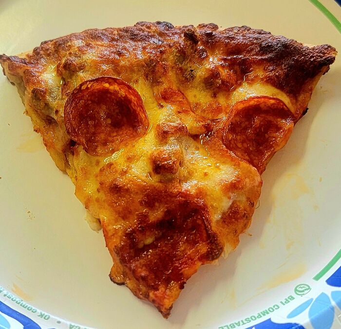 33 Times People Spotted Hidden Faces In Everyday Objects And Had To Share Them (New Pics)