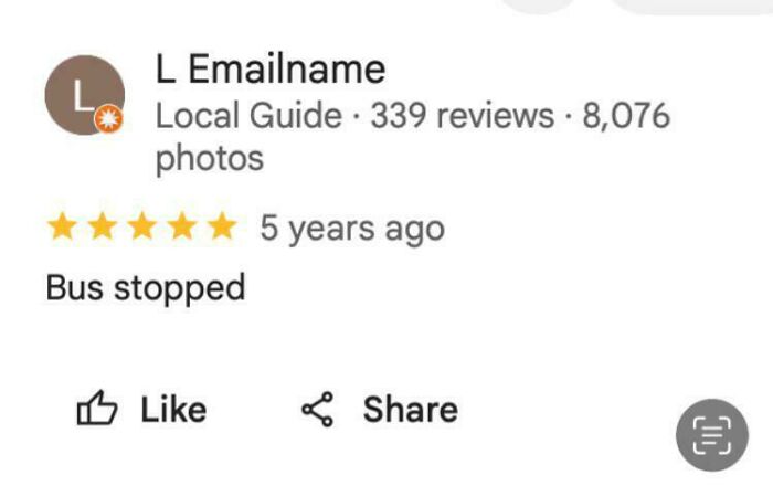 A user review with five stars and the text Bus stopped, reflecting honest reviews.