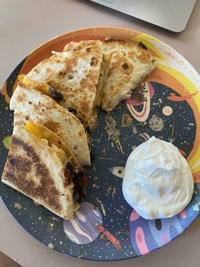 Boyfriend Got Another Woman Pregnant After We Talked About Getting Engaged, Told Me Today He’s Moving Out