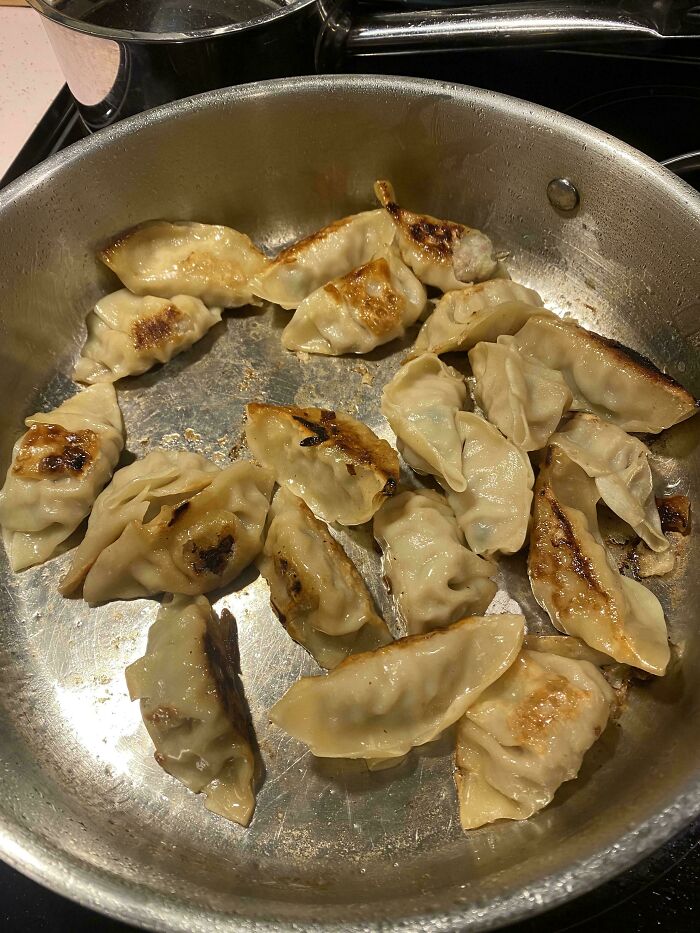 Left A Hinge Date After 5 Minutes Because He Didn’t Look Like What I Imagined And I Feel Bad