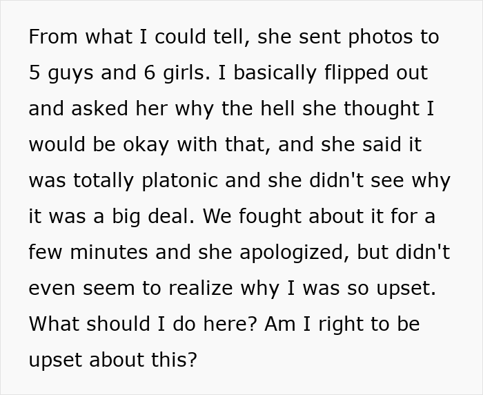 Text message discussing a girlfriend showing piercings and sending photos to multiple friends, causing conflict with boyfriend.