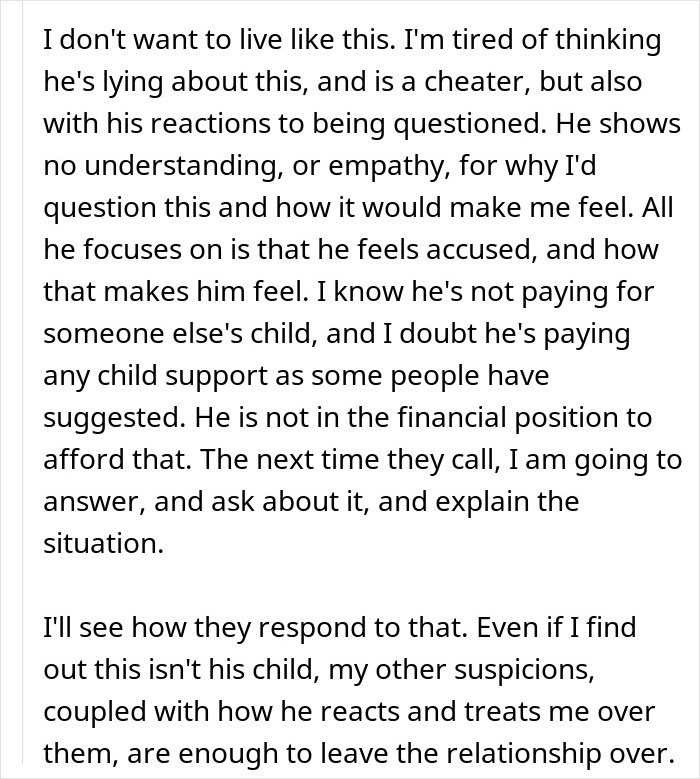 Uma mulher se pergunta se o comportamento do marido é estranho, suspeita que ele tem um filho secreto e descreve suas frustrações em um longo texto.