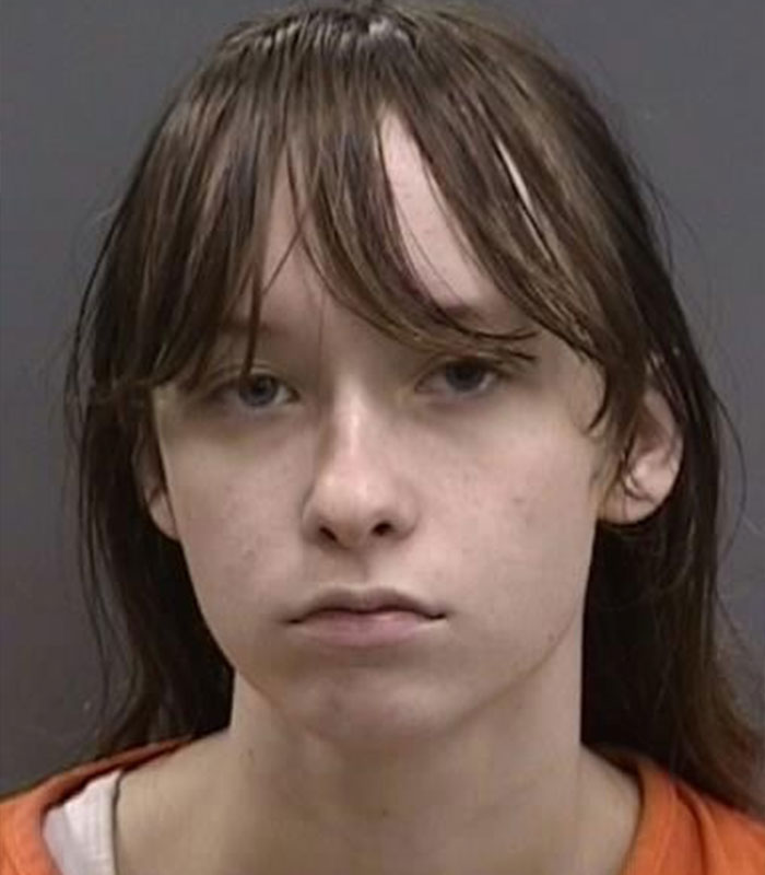 Professor, 65 anos, que passou a vida ajudando crianças com deficiência escondeu um segredo terrível