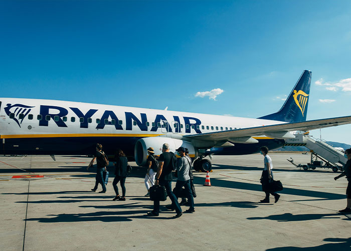 Ryanair implora aos passageiros que parem de usar um item específico nos voos