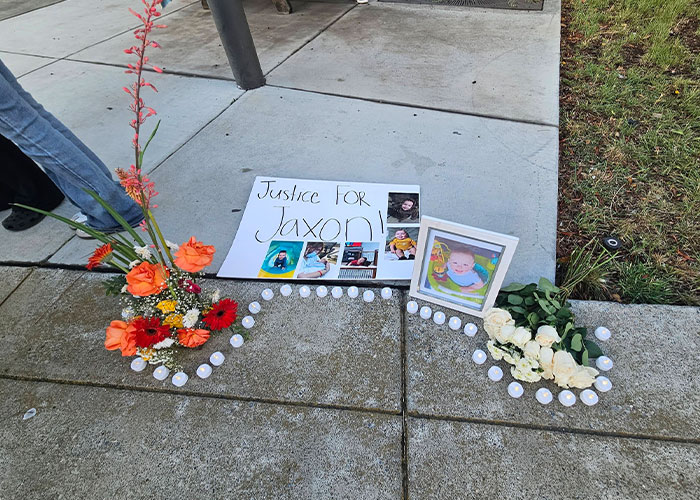 Adolescente acusado de atos hediondos contra seu primo de dois anos antes de reivindicar a vida da criança