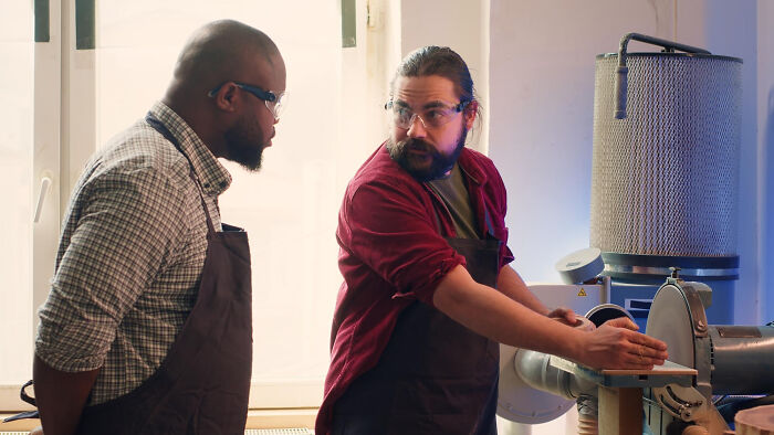 34 Stories Of Near-Misses That Could’ve Changed Everything, Shared By Folks Online