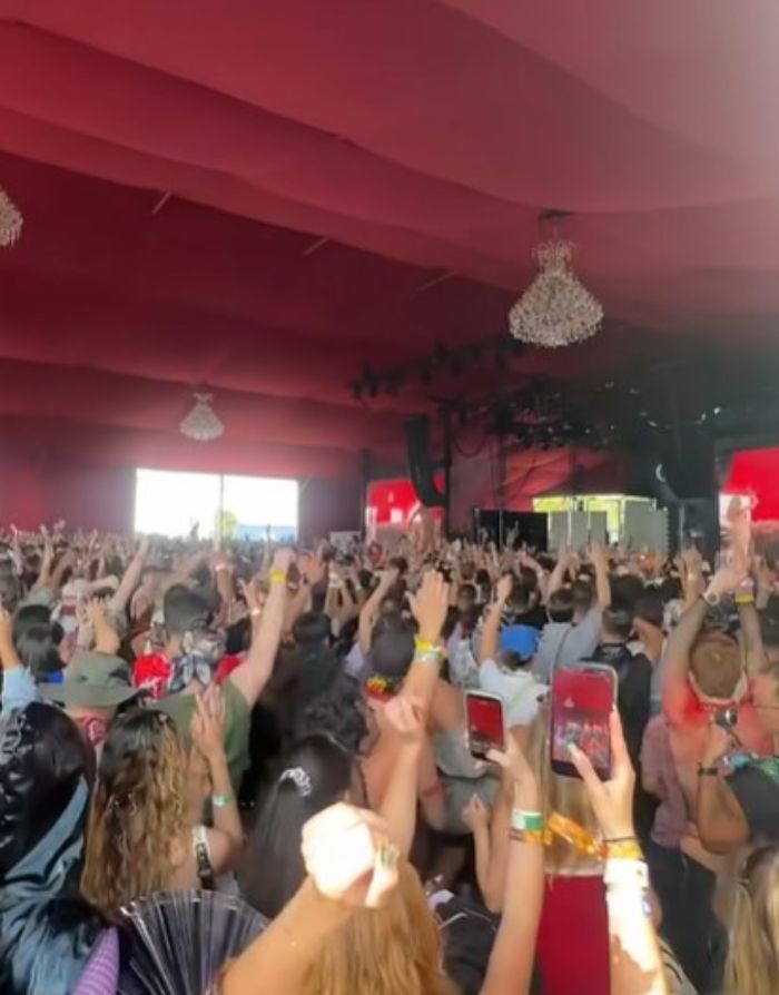 Coachella Performer Forced To Run Off Stage After Suffering Embarrassing Wardrobe Malfunction