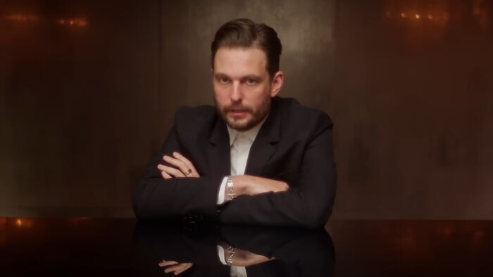 “Literal Funeral”: Unhinged Meltdown In Euphoria, terceira temporada de Sydney Sweeney, tem fãs gritando