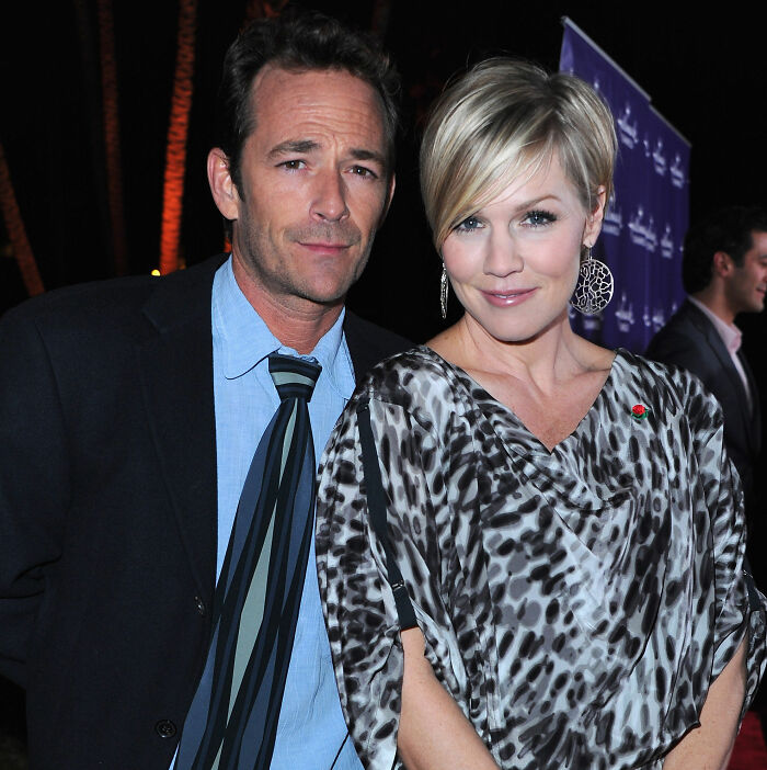 '90210' Star Jennie Garth Makes Bombshell Confession About Her Intimate Relationship With Co-Star Luke Perry '90210' Star Jennie Garth Makes Bombshell Confession About Her Intimate Relationship With Co-Star Luke Perry