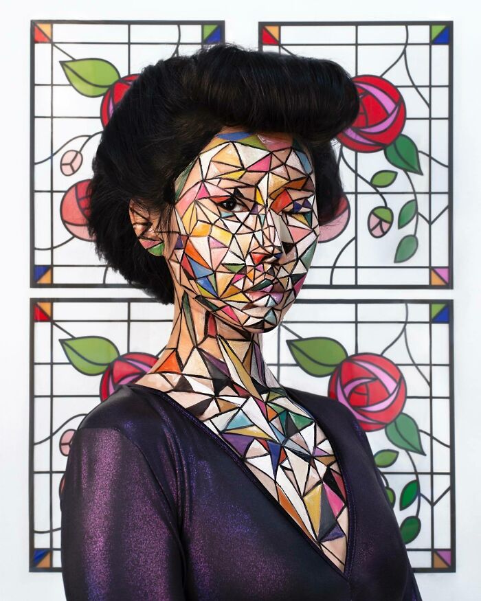 Korean Artist Goes Viral For Transforming Herself Into Mind-Bending Optical Illusions Without Any Photoshop (31 New Pics)