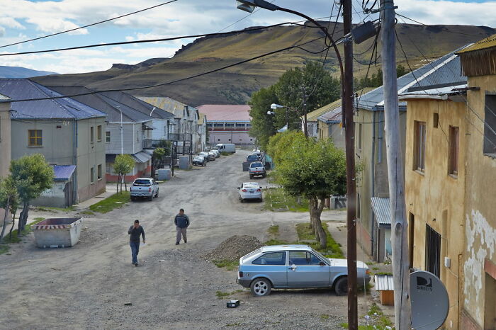 31 Cities That Left Travelers Deeply Unsettled And Unable To Explain Exactly Why