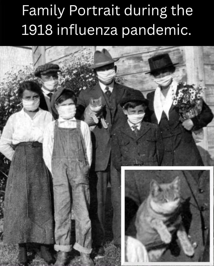 These Fascinating Historical Photos Offer A Rare Glimpse Into The Past (31 Pics)