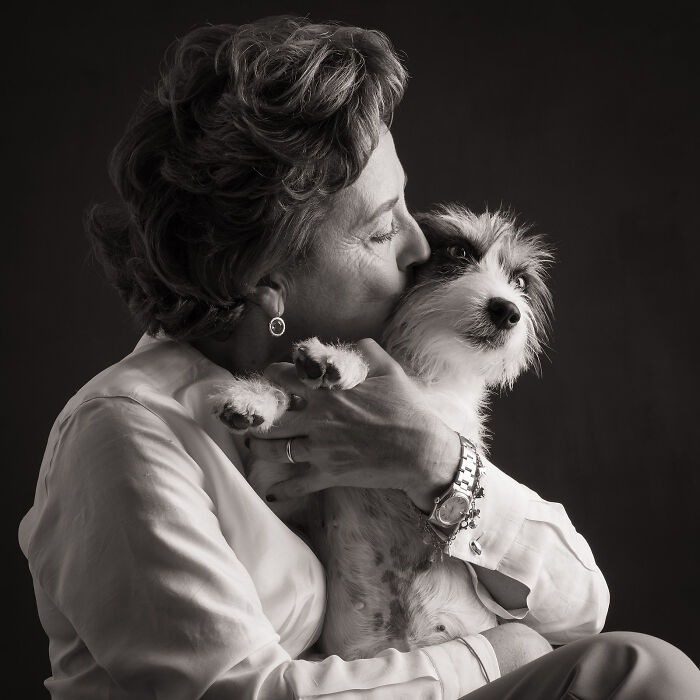 These Studio Portraits Capture The Deep, Silent Bond Between Dogs And Their Humans (30 Pics)