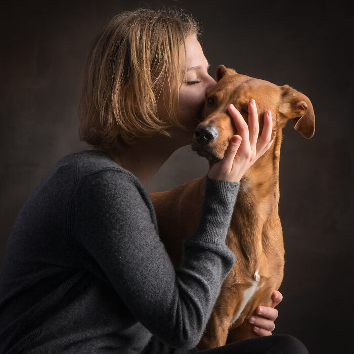 These Studio Portraits Capture The Deep, Silent Bond Between Dogs And Their Humans (30 Pics)
