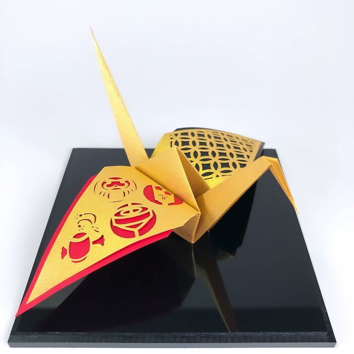 This Artist Transforms Paper Into Poetry With Thousands Of Delicate Origami Cranes