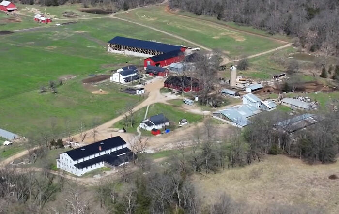 'Curandeiro' Amish preso por múltiplas acusações perturbadoras