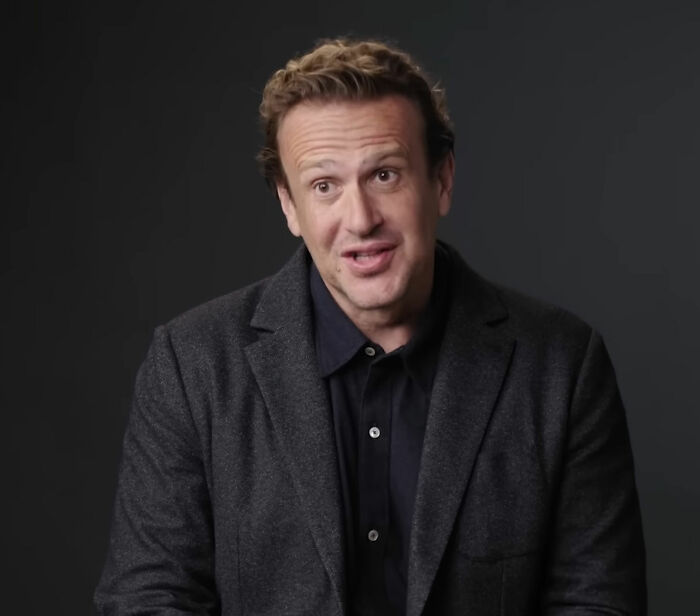 Jason Segel recebe uma chamada de segurança na Finlândia por causa de um simples hábito cultural americano Jason Segel recebe uma chamada de segurança na Finlândia por causa de um simples hábito cultural americano
