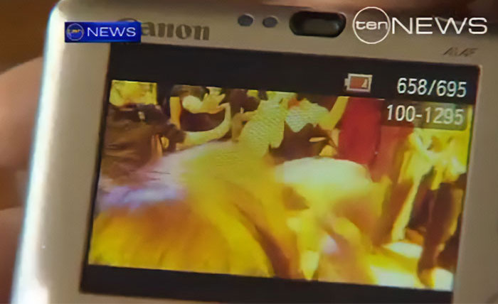 Ruby Rose contradiz suas acusações contra Katy Perry em artigo de 2011 que ela escreveu sobre a noite infame