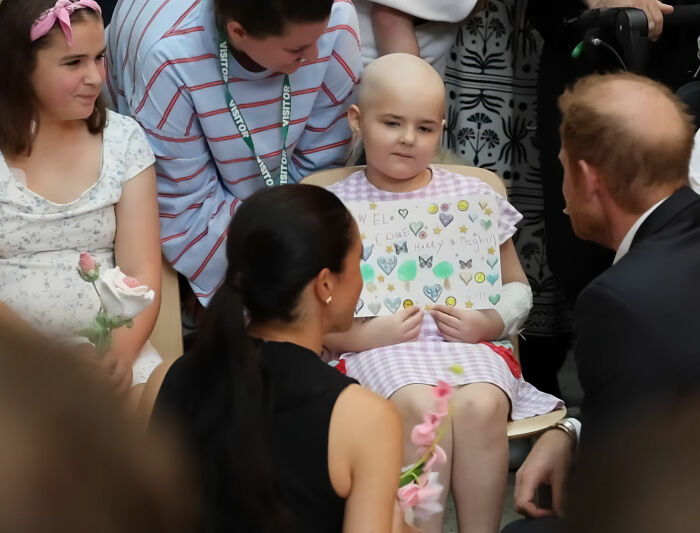 "Why Is This Being Allowed?" Meghan Markle's Behavior On Australian Tour Sparks Backlash "Why Is This Being Allowed?" Meghan Markle's Behavior On Australian Tour Sparks Backlash