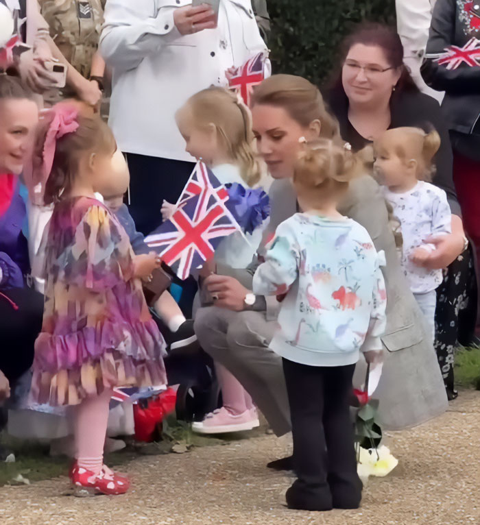 "Why Is This Being Allowed?" Meghan Markle's Behavior On Australian Tour Sparks Backlash "Why Is This Being Allowed?" Meghan Markle's Behavior On Australian Tour Sparks Backlash