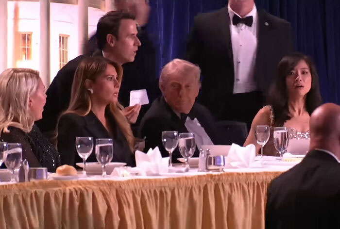 Jimmy Kimmel enfrenta grande golpe depois que piada sobre Melania Trump gerou reação após ataque WHCD