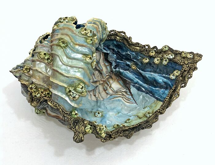 Moon Shell With Clipper Ship