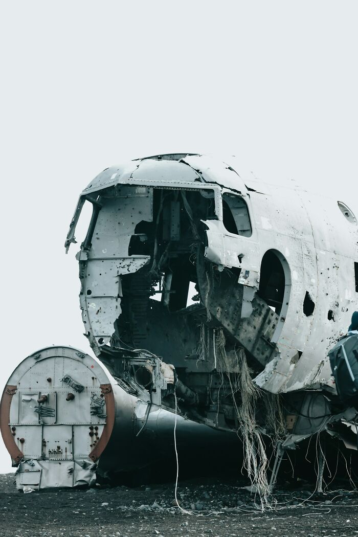 Wreckage of a crashed aircraft illustrating one of the most unexpected and bizarre ways people passed away.
