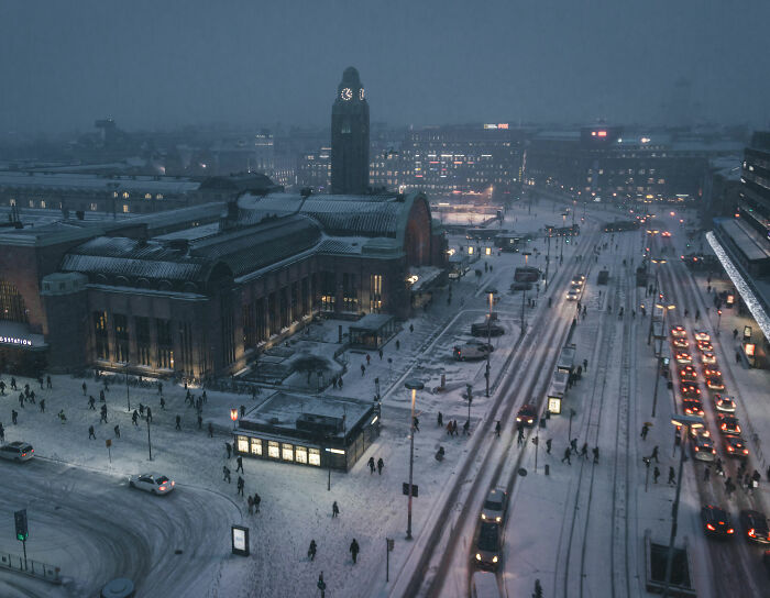 Jason Segel recebe uma chamada de segurança na Finlândia por causa de um simples hábito cultural americano Jason Segel recebe uma chamada de segurança na Finlândia por causa de um simples hábito cultural americano