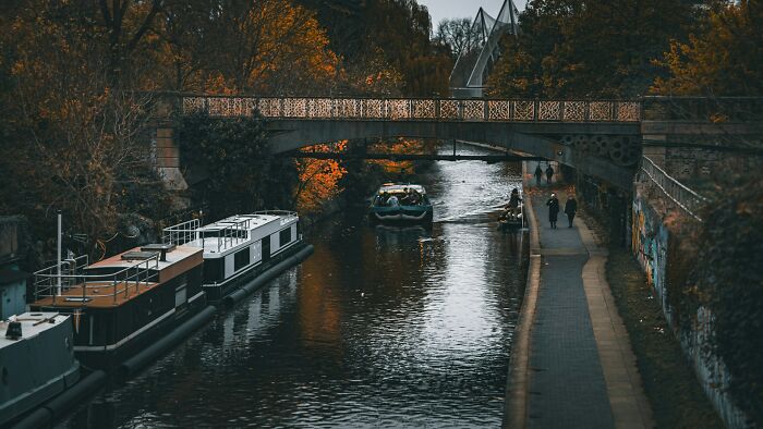 "Heartbreak Made Me Do It": 35 Deranged Shenanigans People Pulled Off Post-Breakup